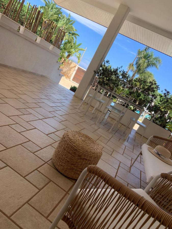 Carone Suite-Charme&Pool Polignano a Mare Exteriör bild