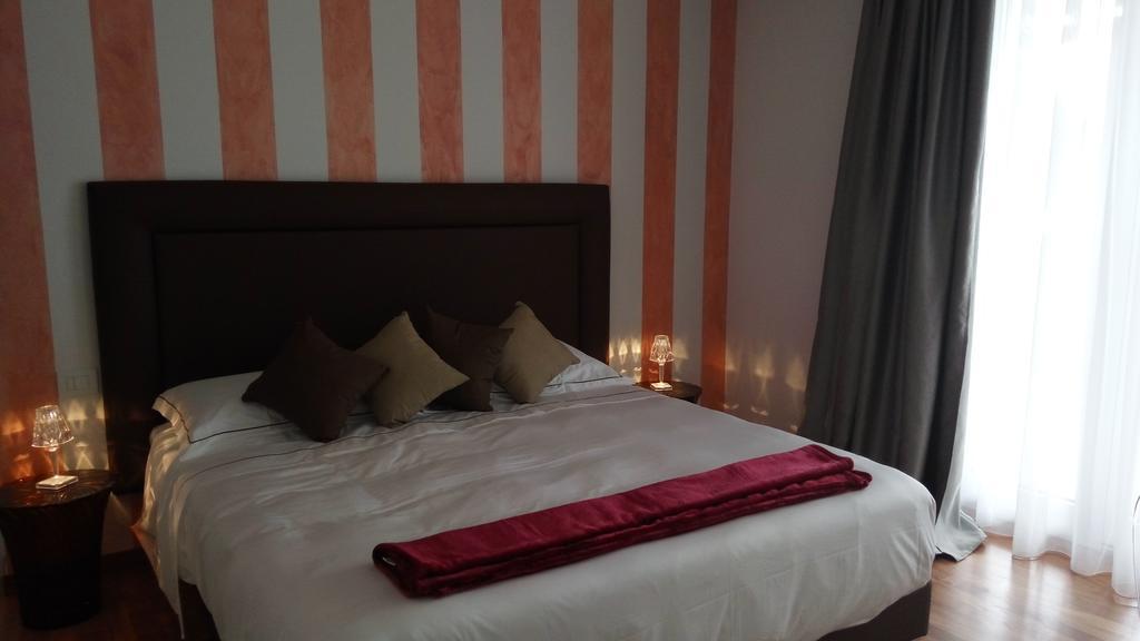 Carone Suite-Charme&Pool Polignano a Mare Exteriör bild