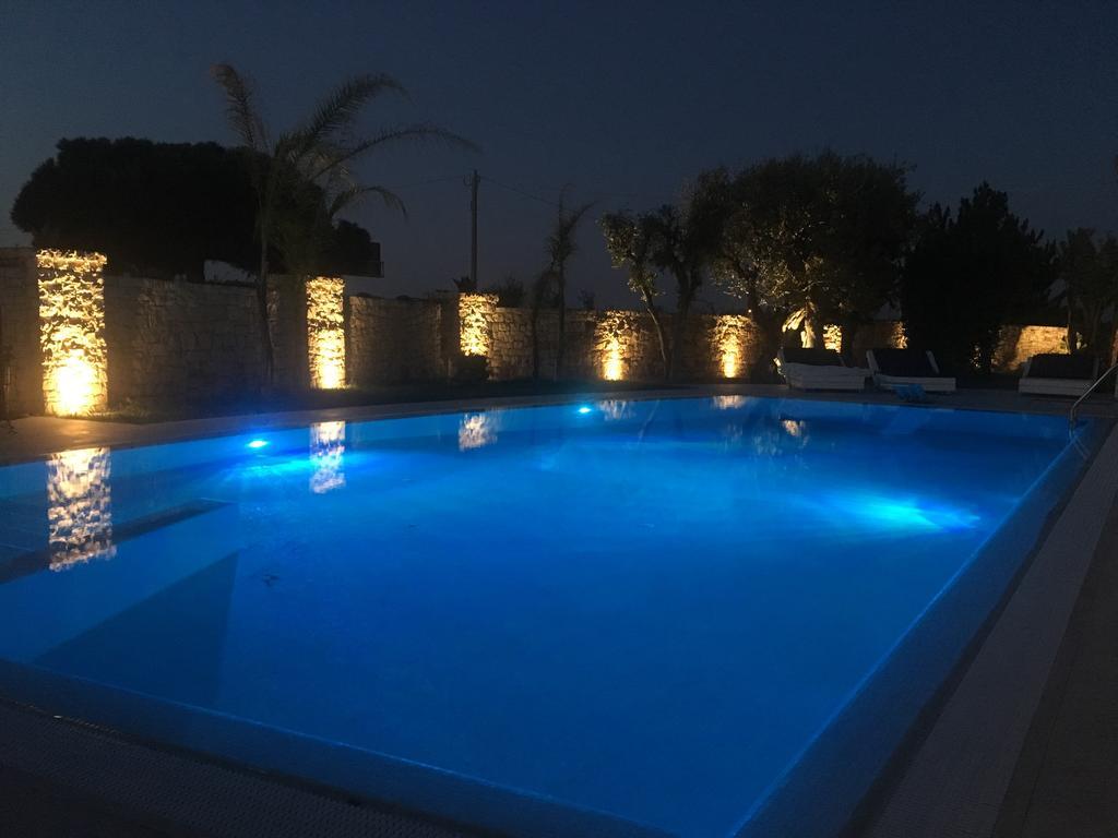 Carone Suite-Charme&Pool Polignano a Mare Exteriör bild