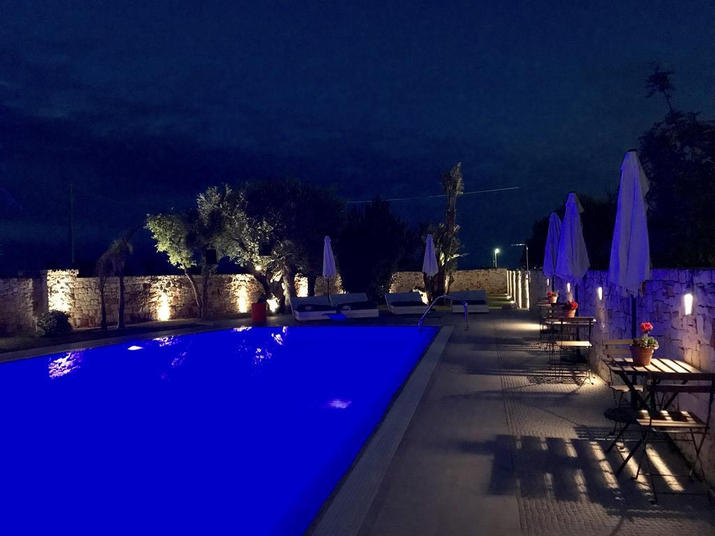 Carone Suite-Charme&Pool Polignano a Mare Exteriör bild