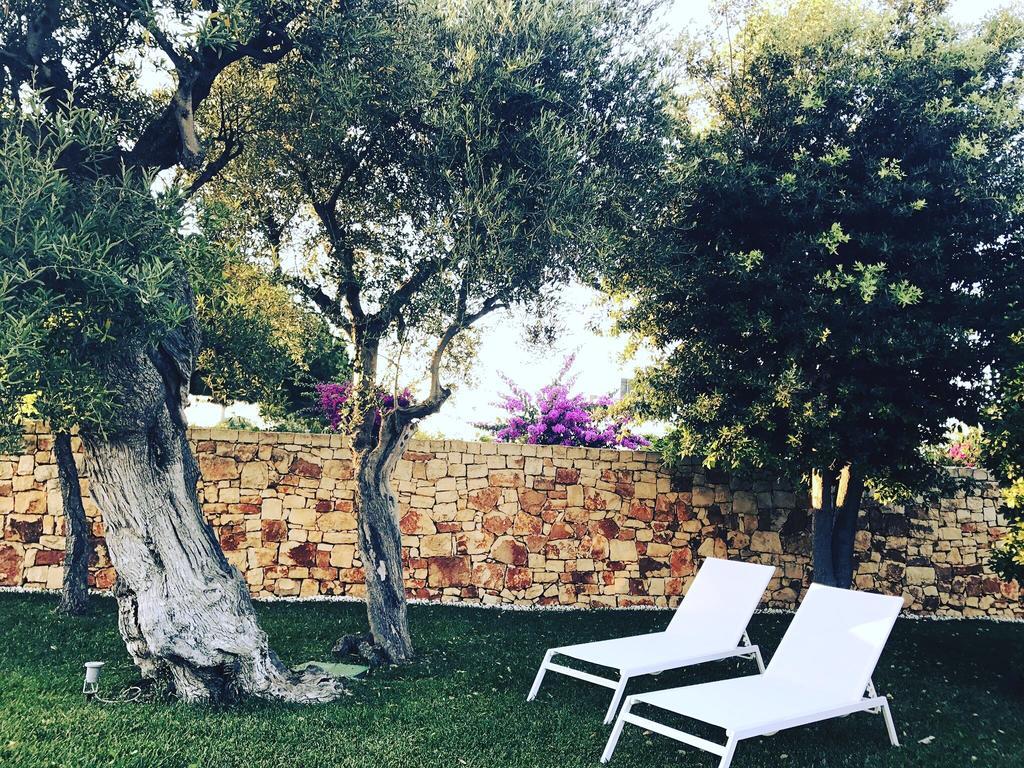 Carone Suite-Charme&Pool Polignano a Mare Exteriör bild
